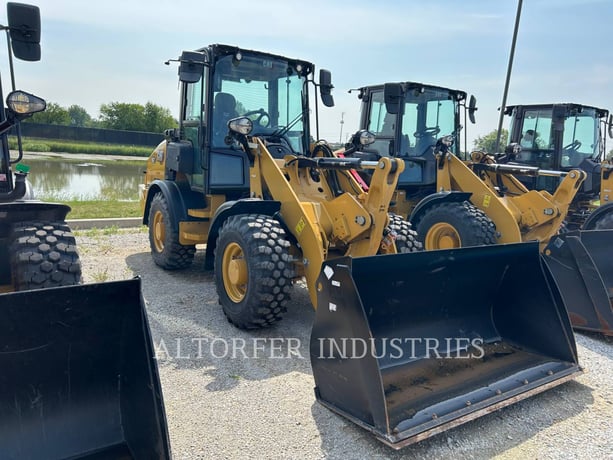 Cat 907-14, Wheel Loader, 135 hours, S/N: MZ700240, 2023 - Image 2