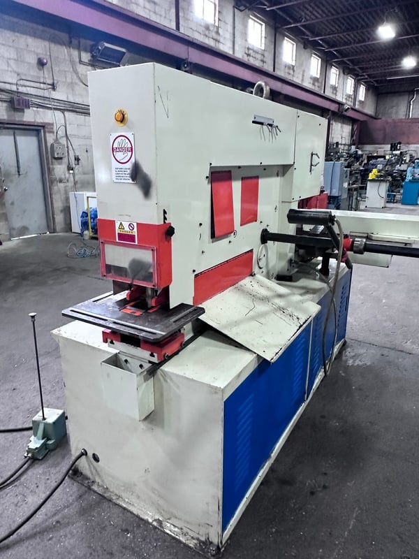 6" x 6" x 1/3" Fabmaster #IWNC-110SD, CNC hydraulic ironworker, 110 ton, dual foot pedals, 2011 - Image 6
