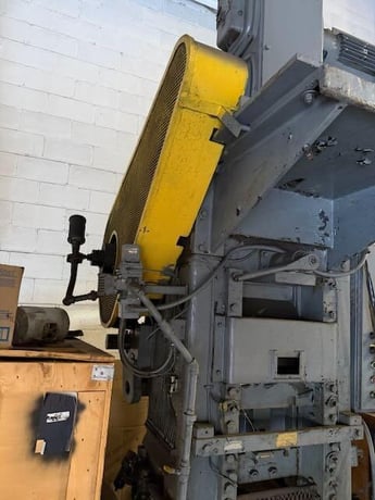 100 Ton, Minster #90-100, knuckle joint press, 1-1/2" stroke, 12" Shut Height, 1/2" ram adjustment, 0-60 SPM - Image 4