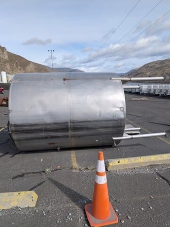 2250 gallon Stainless steel tank, Lightin agitated, cone bottom, 80" x 96" - Image 4