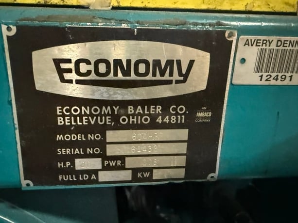 Economy #60AH3, closed door manual tie baler, 20 HP - Image 3