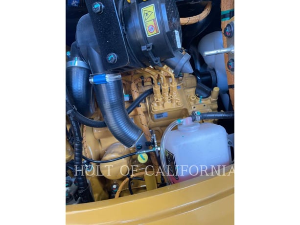 Caterpillar 302, Crawler Excavator, 431 hours, S/N: RHM05203, 2023 - Image 7