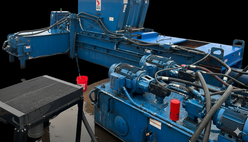 American Baler #RAM-II-7021-100, heavy duty hydraulically powered horizontal baler, automatic tie - Image 1