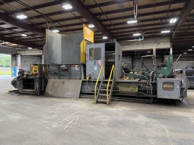 Harris #HRB-918W-BR, 2-ram baler, 45" x 31" x 64" bale size, 74" x 108" top hopper, 100 HP - Image 3
