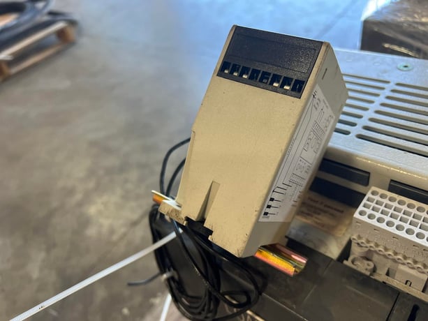 5000 Amps, Siemens, WLC3F350, motorized breaker with adjustable trip unit, with GFCI module, 2021 - Image 6