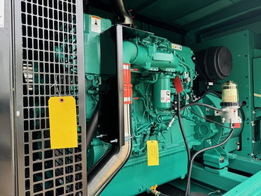 500 KW Cummins #500DFEK, Diesel Generator, 277/480V. 3-Phase, 24 hr run time, steel weather enclosure - Image 4