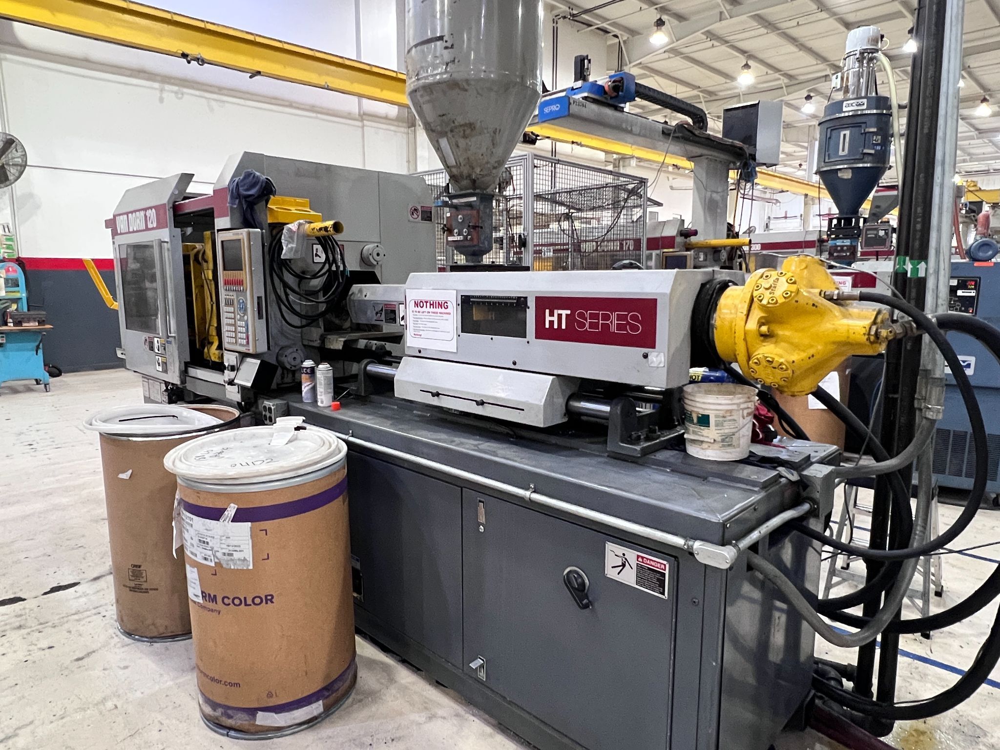 120 Ton, 8 oz., Van Dorn #120-HT-8F, horizontal injection molding machine, 17" x17" tie bar spacing, 19" DL - Image 2