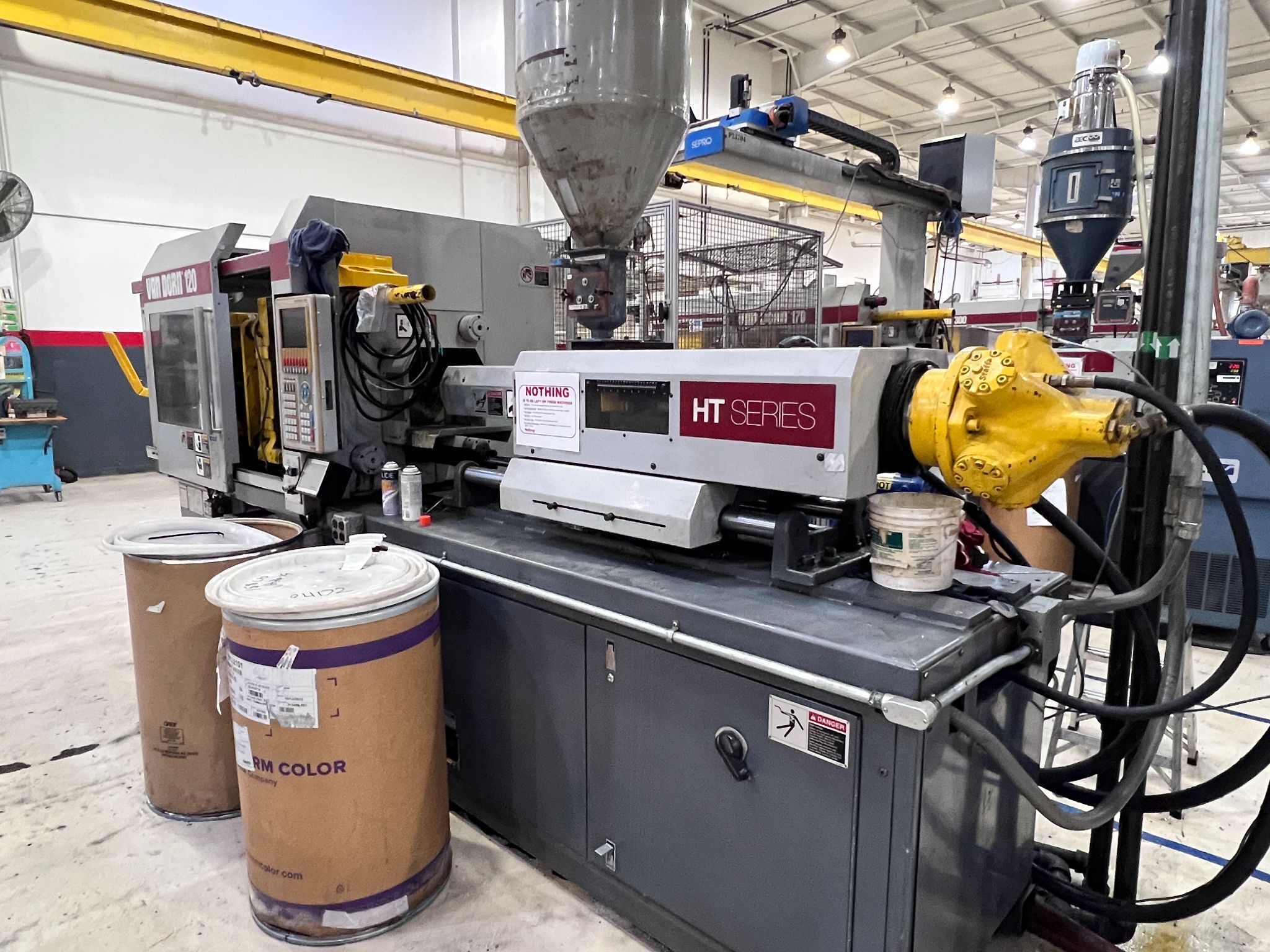 120 Ton, 8 oz., Van Dorn #120-HT-8F, horizontal injection molding machine, 17" x17" tie bar spacing, 19" DL - Image 3