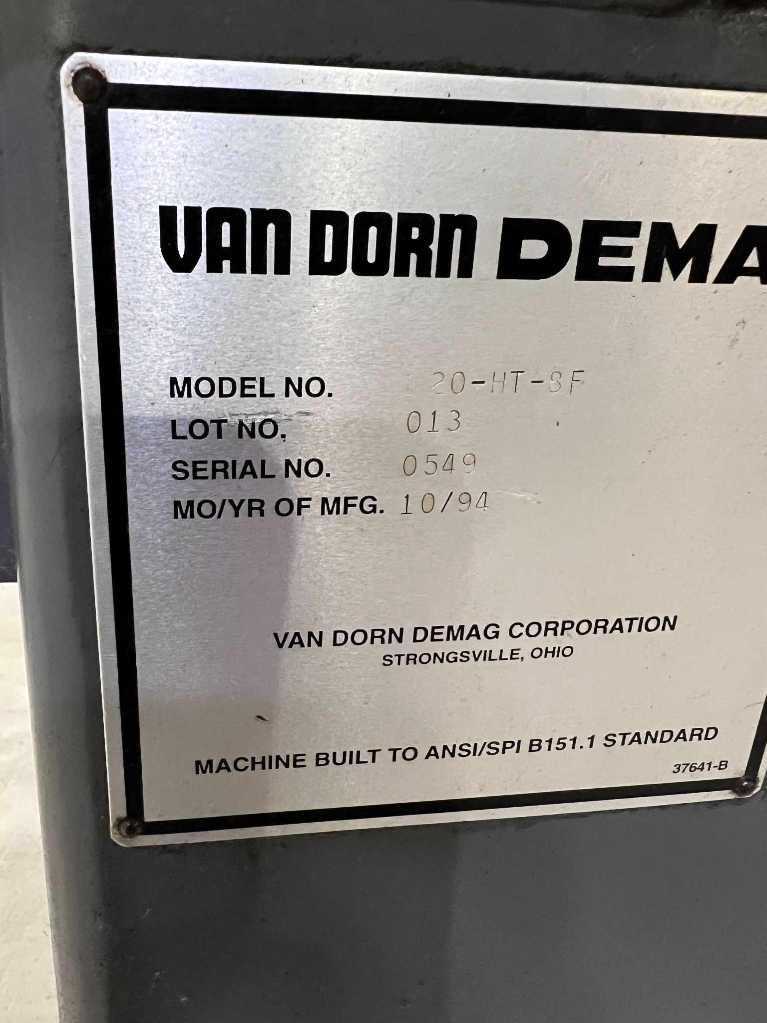 120 Ton, 8 oz., Van Dorn #120-HT-8F, horizontal injection molding machine, 17" x17" tie bar spacing, 19" DL - Image 9