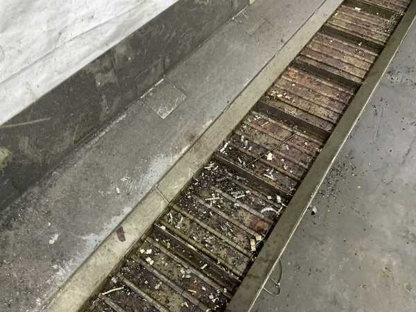 12" x 167" Mayfran, inclined chip conveyor, 52" dump height, coolant, 2002 - Image 4