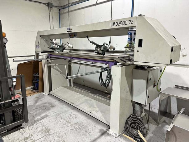 NS Maquinas #LMD2500 2Z, Long Belt Finishing Machine, 98.4" x 43.3" x 28" Work capacity, 200 kg Load - Image 1