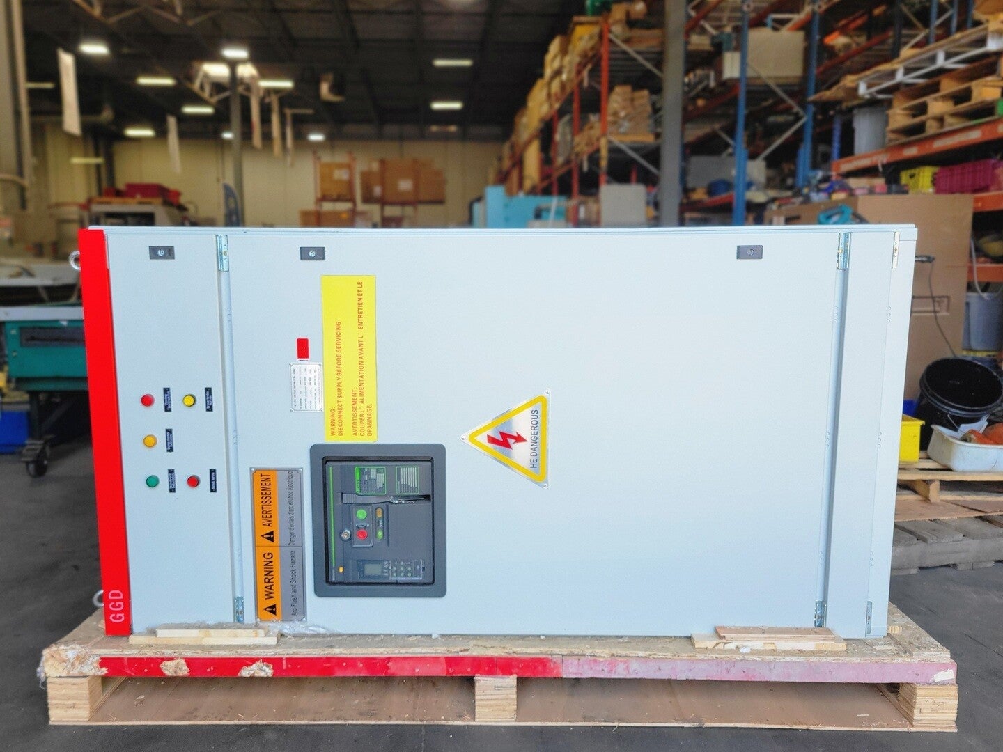 Jiangsu Zhenglai #GGD, ac low voltage distributi, w/(5) 400 Amps & (1) 2500 Amps Circuit Breakers, 3 Phase - Image 1