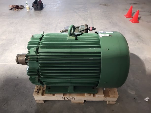 200 HP 3570 RPM Teco Westinghouse AEHH-8R002, Frame D447TS, 3 Phase, 60 Hz, 177 Amps, 575 V - Image 3