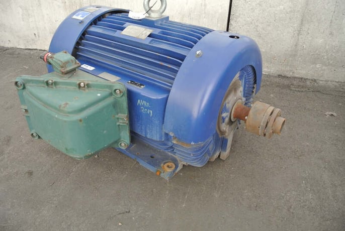 200 HP 3572 RPM Teco Westinghouse APH20025-841, Frame 447TS, 3 Phase, 60 Hz, 176.8 Amps, 575 V - Image 1