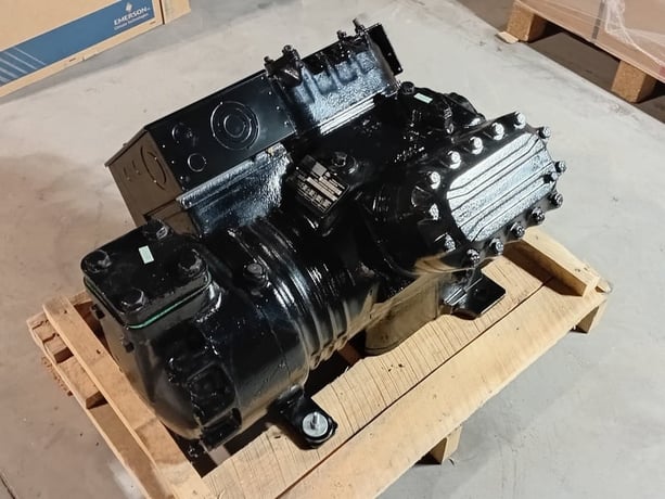 Copeland 4DR3R28ME-TSE-800, Compressor Refrigeration, 280000 BTU/hr., 2.125" Suction, 1.375" Discharge, 30 - Image 6