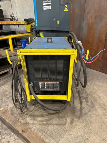 400 Amps, Miller #SRH-444, Arc Welder, Gouger, 3 Phase, 19.6 kW, 208/230/460 V Input, 36 V Output - Image 2