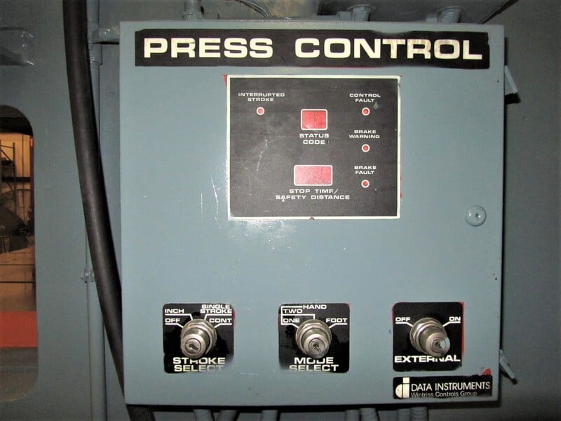 400 Ton, Chicago #SS400, straight side double crank, 8" stroke, 18" Shut Height, 120" x36" bed, 10-30 SPM - Image 10