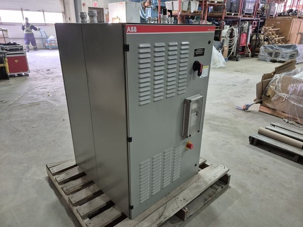 25 HP ABB, ACS800-04-0030-7+K454+L503, AC Variable Frequency Drive, 33 Amp., 600 Volts, 3-Ph. - Image 4