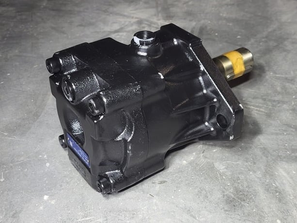hitachi oil fan drive motor ya00005 - Image 5