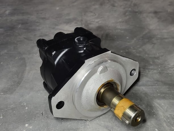 hitachi oil fan drive motor ya00005 - Image 7
