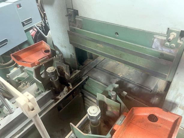 18" x 6" Pinheiro #PMC 4-450, 4-sided planer, 18 HP, 1993 - Image 6