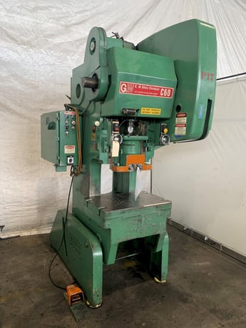 60 Ton, E-W Bliss #C-60, OBI press, 4" stroke, 14.25" Shut Height, 3" adj., 90 SPM, 32" x21" bed, 1979 - Image 2