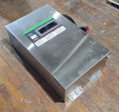 200 Amp. Square D, VH364DSGL, Fusible Disconnect Safety Switch, 600 Volts, 3P, 3PH, 4X, unused - Image 1