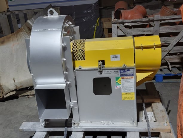 3432 cfm, Twin City Fan #RBO-SW, size 911, industrial radial blade fan, paddle impeller, 5 HP, new surplus - Image 1