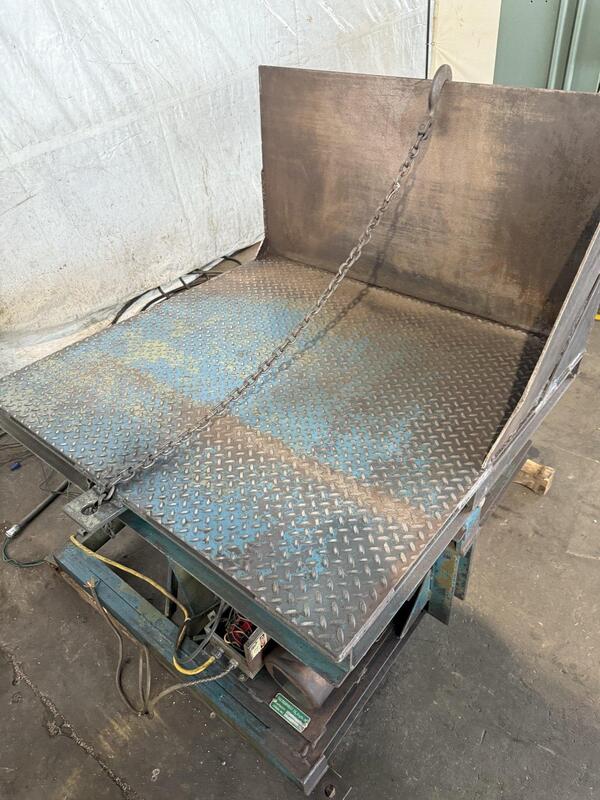 4000 lb. Hydraulic Tilt Table - Image 4