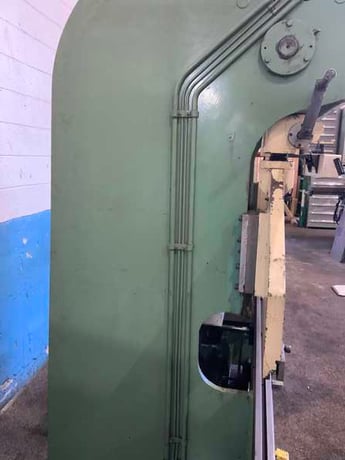 35 Ton, DiAcro #16-96, mechanical press brake, 8' overall, 62" between housing, 2" stroke, 6" throat, 3 HP, 1 - Image 6