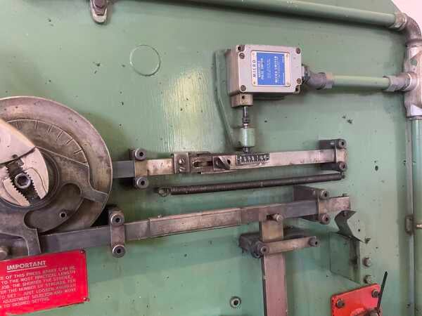 35 Ton, DiAcro #16-96, mechanical press brake, 8' overall, 62" between housing, 2" stroke, 6" throat, 3 HP, 1 - Image 9