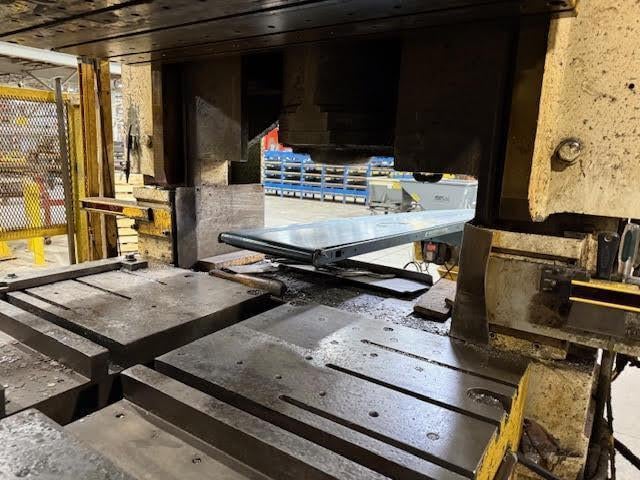 300 Ton, Minster #E2-300-72-54, straight side double crank press, 8" stroke, 27.5" Shut Height, 8" adj., 50 - Image 6