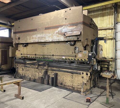 325 Ton, Standard Industial #AB325-16, CNC press brake, 16' overall, 173" between housing, 8" stroke, 10" - Image 2