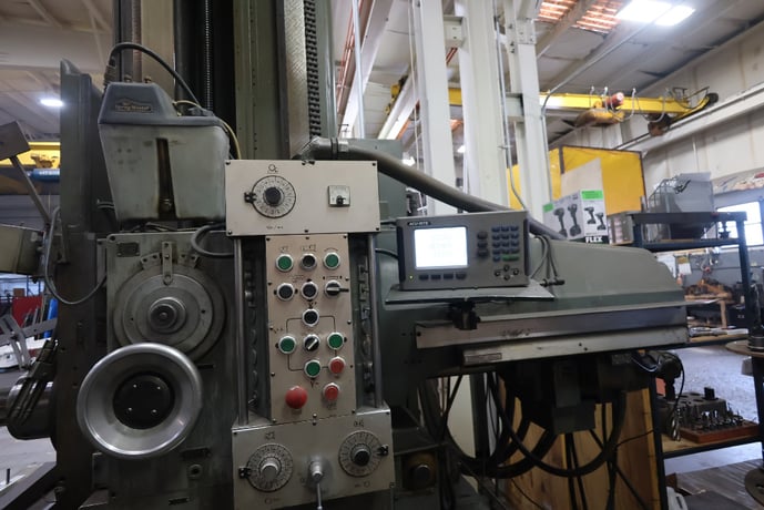 DeVlieg #4K-72 Jig Mill with 60" Vertical Travel - Image 3