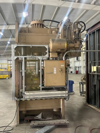 200 Ton, Standard #AP200, 4-post hydraulic straight side press, 12" stroke, 60" x 60" bed, 1999 - Image 2