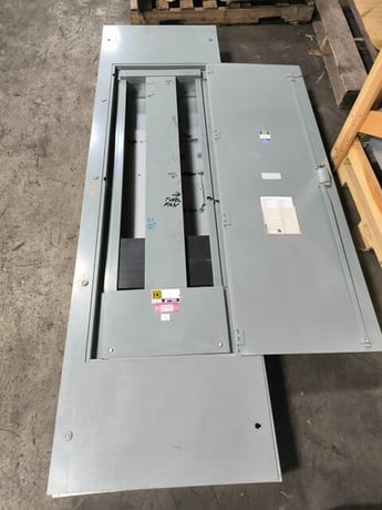 225 Amp. Square D, 1441812-386, HCN I-Line Panelboard, 480 Volts, 3PH, 66 Space - Image 1