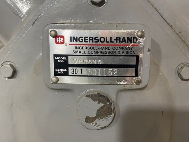 Ingersoll-Rand, V255N5, Reciprocating Vacuum Pump, w/ Triple Groove Belt Pulley, 17" Dia, 3-5 HP - Image 2