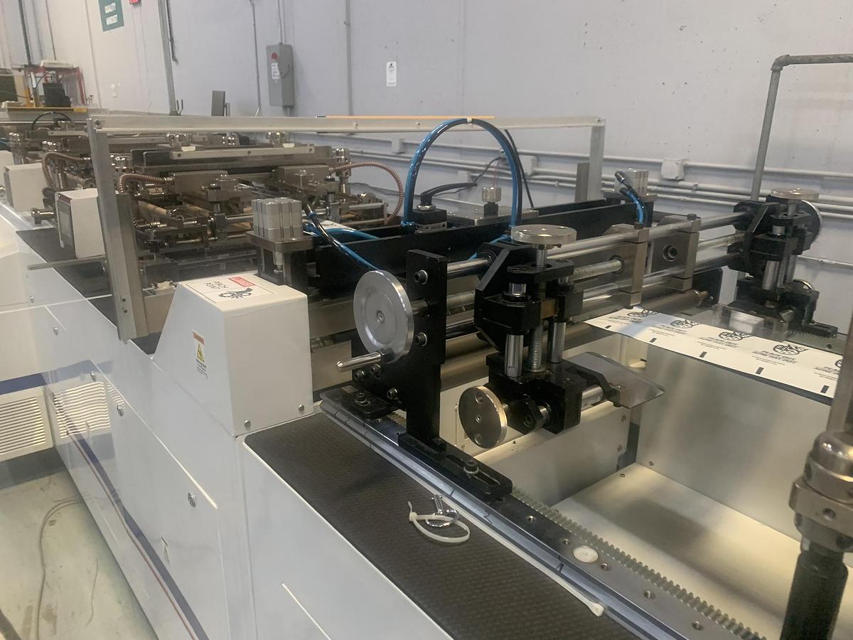 Stand up pouch machine, Mamata #Vega-410, servo motor & drive Control, double cut & heat seal, 2021 - Image 7