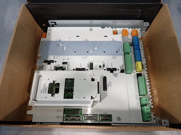 ABB, DCS880/DCT880, Controller, New - Image 1