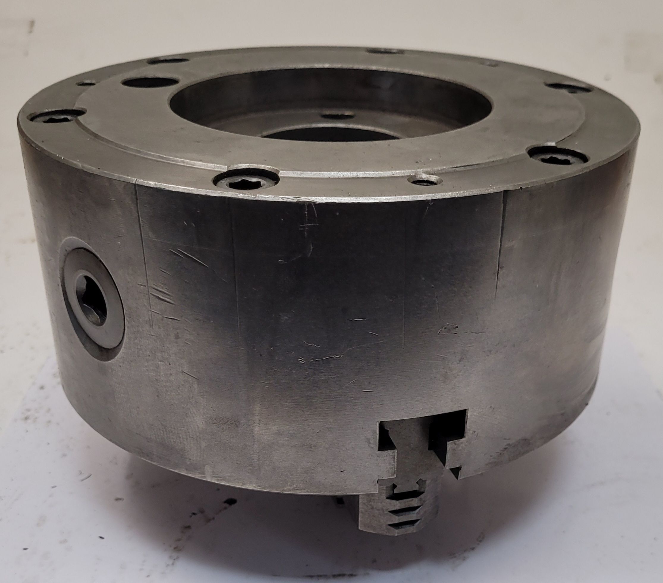 Bison 8" - 3 Jaw Chuck - Image 6
