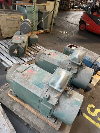 125 HP 1780/3260 RPM Reliance, Frame UL3203, TEAO-BC, 60/120 HZ, 460 V.AC (2 available) - Image 1