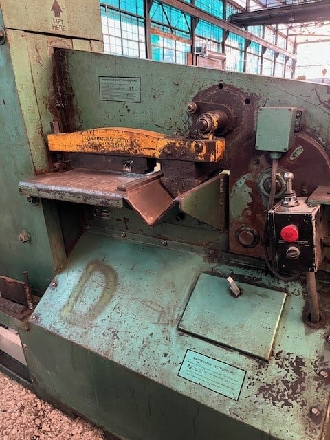 5" x 5" x 1/2" Piranha #PII-110, hydraulic, 110 ton punch, shear: 1" x 12", 3/4" x 18", 2" round, 1-3/8" - Image 5