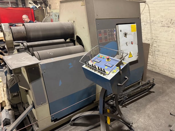 59" x 1/8" Baileigh #M-0730-C/S, 4-Roll Plate Bending Machine, 5.11" top roll diameter, 4.13" side rolls - Image 4