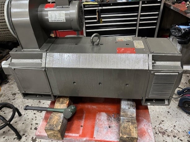 150 HP 1750-2000 RPM Reliance, Frame C2815ATZ, force vent, 500 VA, 300 VF - Image 1