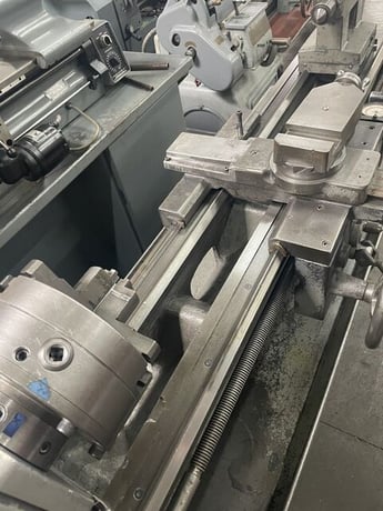 15" x 40" South Bend #14, Engine Lathe, 9" swing over cross slide, 1-5/8" bore, 50-1800 RPM, threading, 1.5 HP - Image 6