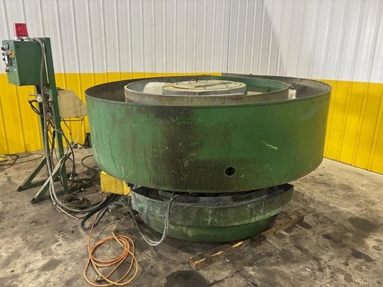 VL Rampe #SB-8.5SWC, dual media vibratory deburring machine, 8.5 cu.ft., timer, lube injection - Image 8
