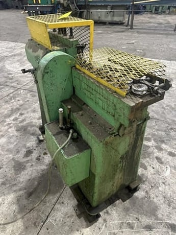 1/4" Shuster, 16 roll, 2 plane wire & bar powered straightener, all roll individual adjustment - Image 7