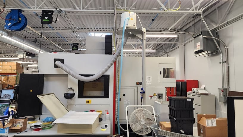 Quaser #MF500U/15C, 5-Axis Vertical Machining Center, 120 automatic tool changer, 21.6" X, 24.8" Y, 24" Z - Image 5