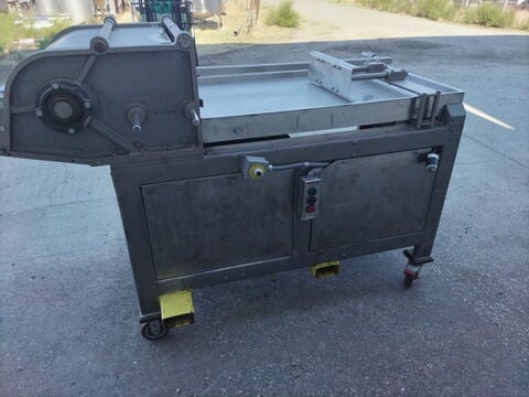 Hydrauflaker frozen block flaker, Stainless steel, 10 HP, 1170 RPM, 230/460 V., 13" x 27" rotating cutting - Image 5