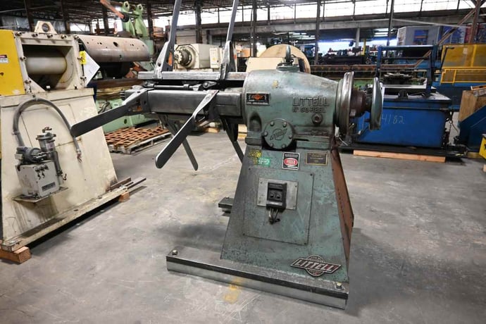 10000 lb. Littell #90-30, single uncoiler, 30" width, 48" outside dimensions, 16"-20" ID, 3-arm manual - Image 4
